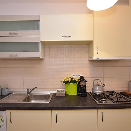 Near Cathedral Central Studio Букурещ Екстериор снимка